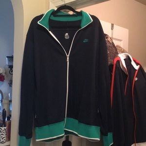 Mens Nike zip jacket